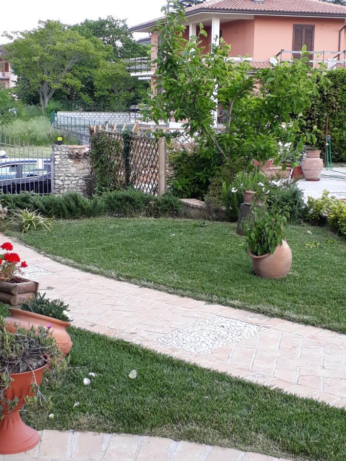 B&B A Casa Di Zia Luisa Venticano Экстерьер фото